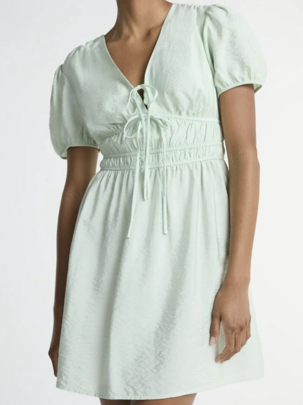 Excellent Condition, SZ L (12-14) Hammered Faux Silk Mini Dress, Ice Green